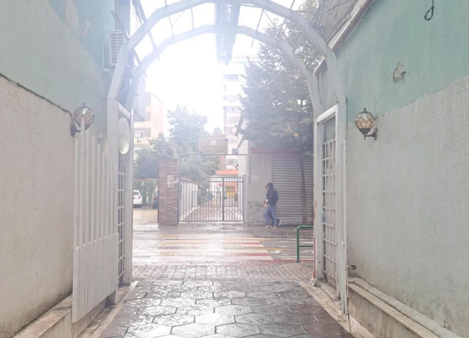 Morfeas Guest House Тирана Албания