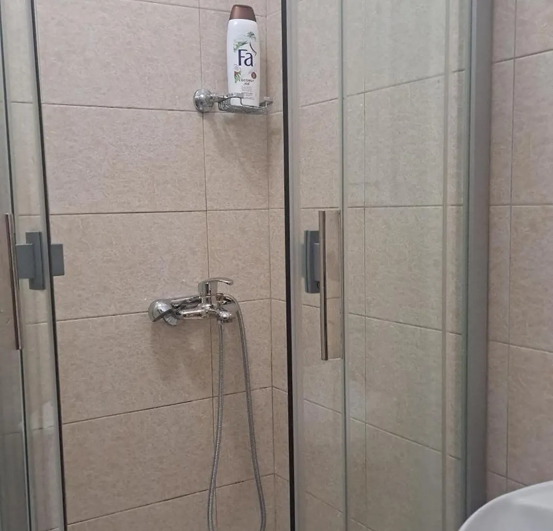 Morfeas Guest House Тирана Албания